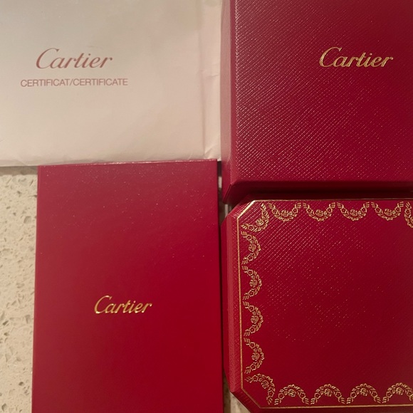 OH, WELL: it’s Cartier C De wedding ring - Picture 6 of 6